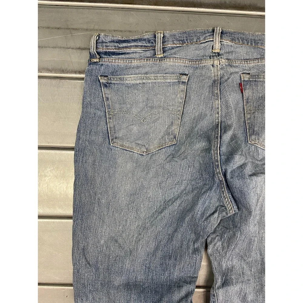 Levis 541 White Oak Denim Jeans Mens 40x32 Blue Light Medium Wash Denim Athletic
